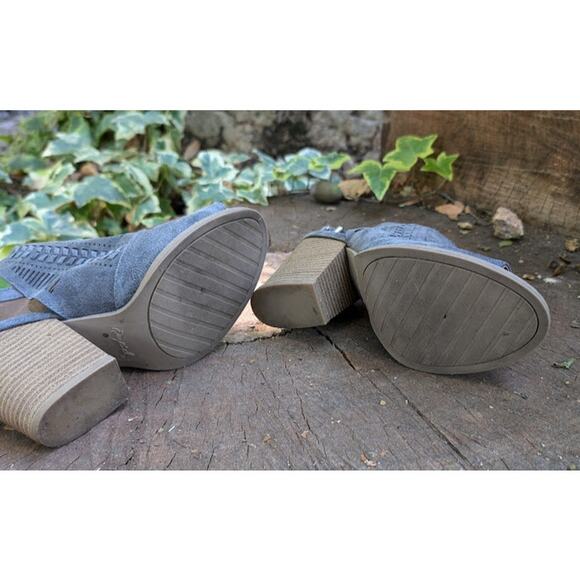 QUPID women's Block Heels Grey Faux Suede Peep Toe Size 6.5 - Picture 9 of 9